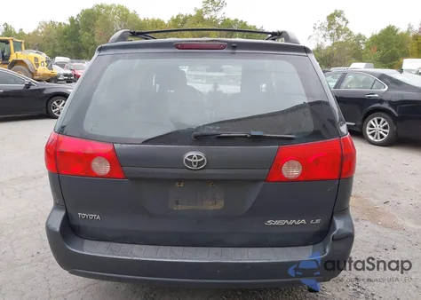 2010 Toyota Sienna Le from USA, damaged, VIN 5TDKK4CC0AS309854